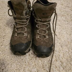 OBŌZ Winter, waterproof hiking boots. Brown. Size 8.5